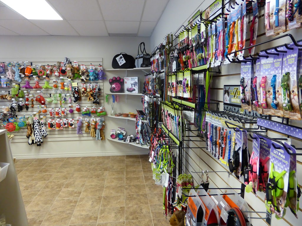 Boutique Animaux-Jo | 438 Boulevard Jacques Cartier Local 102, Shannon, QC G0A 4N0, Canada | Phone: (418) 844-4027
