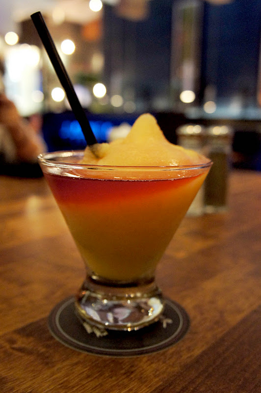 Moxies Grill & Bar | 8001 11 St SE, Calgary, AB T2H 0B8, Canada | Phone: (403) 252-2483