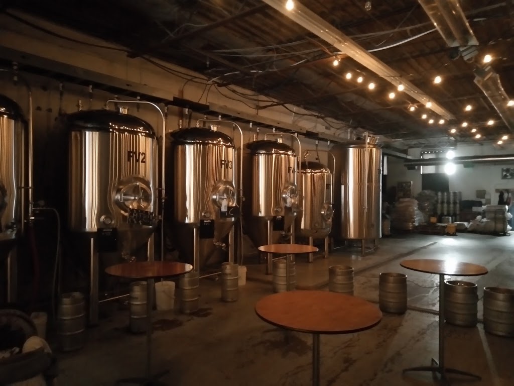 Town Brewery | point of interest | 1632 Charles St, Whitby, ON L1N 1B9, Canada | 9056663838 OR +1 905-666-3838