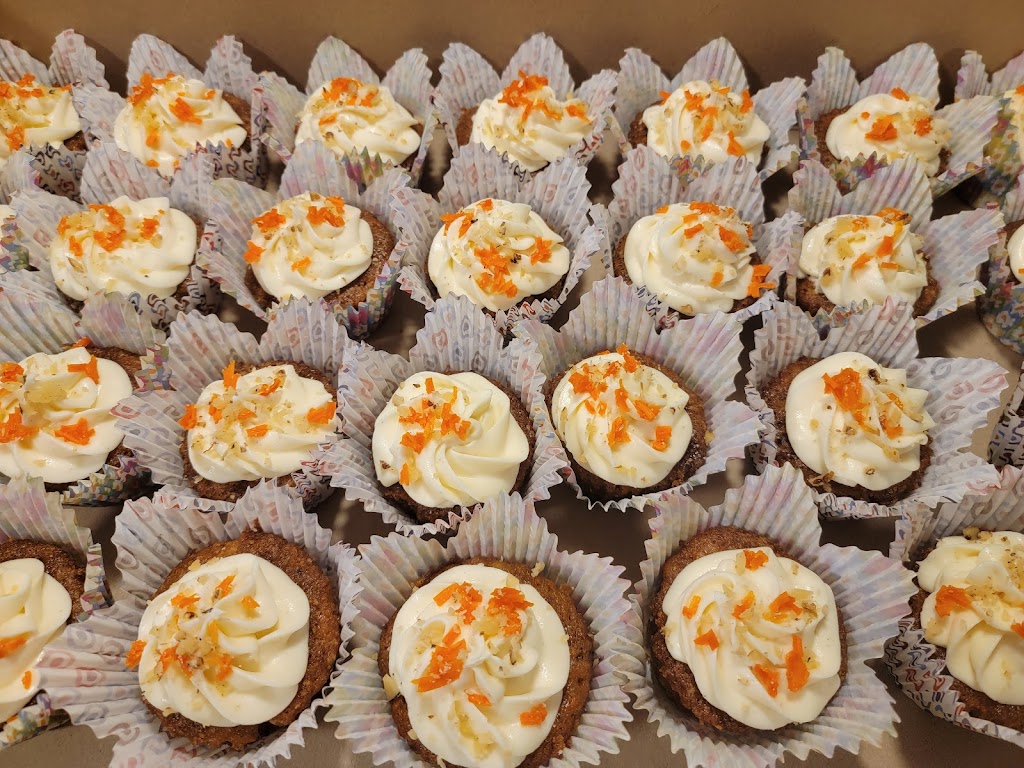 Rishelles Home Baking | 7390 W Saanich Rd #49, Saanichton, BC V8M 1R9, Canada | Phone: (250) 580-7148