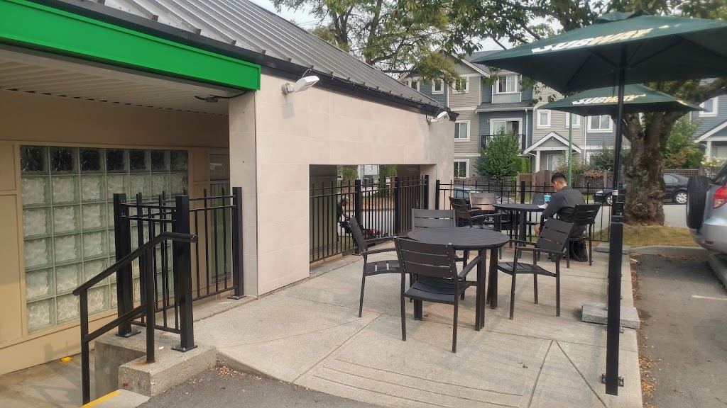 Subway | 6626B E Hastings St, Burnaby, BC V5B 1S2, Canada | Phone: (604) 299-0449
