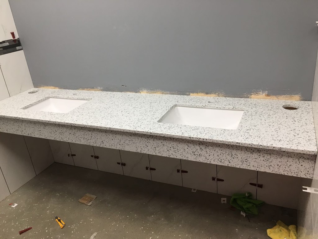 feeling stone | 105 Marquis Ct Unit 208, Saskatoon, SK S7P 0C4, Canada | Phone: (306) 880-8509