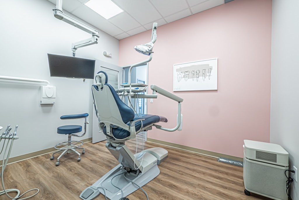 Dentistry @ Richmond | 6255 Perth St, Ottawa, ON K0A 2Z0, Canada | Phone: (613) 838-9992