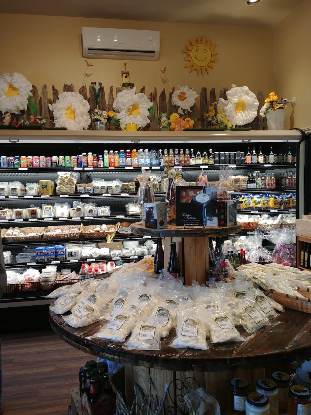 Fromagerie du Terroir de Bellechasse Inc (La) | 585 Route de Saint Vallier, Saint-Vallier, QC G0R 4J0, Canada | Phone: (418) 884-4027