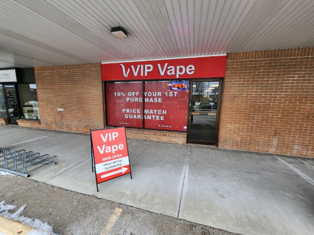 VIP Vape - Elmira | 112 Oriole Pkwy W unit 4, Elmira, ON N3B 1C5, Canada | Phone: (519) 904-3818