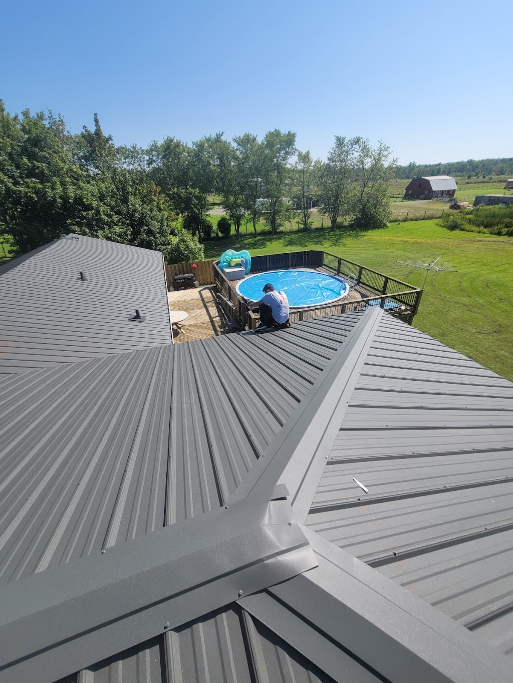 R&S Roofing And Siding Inc. | 32 Dundee Dr, St. Catharines, ON L2P 3T1, Canada | Phone: (365) 880-7413