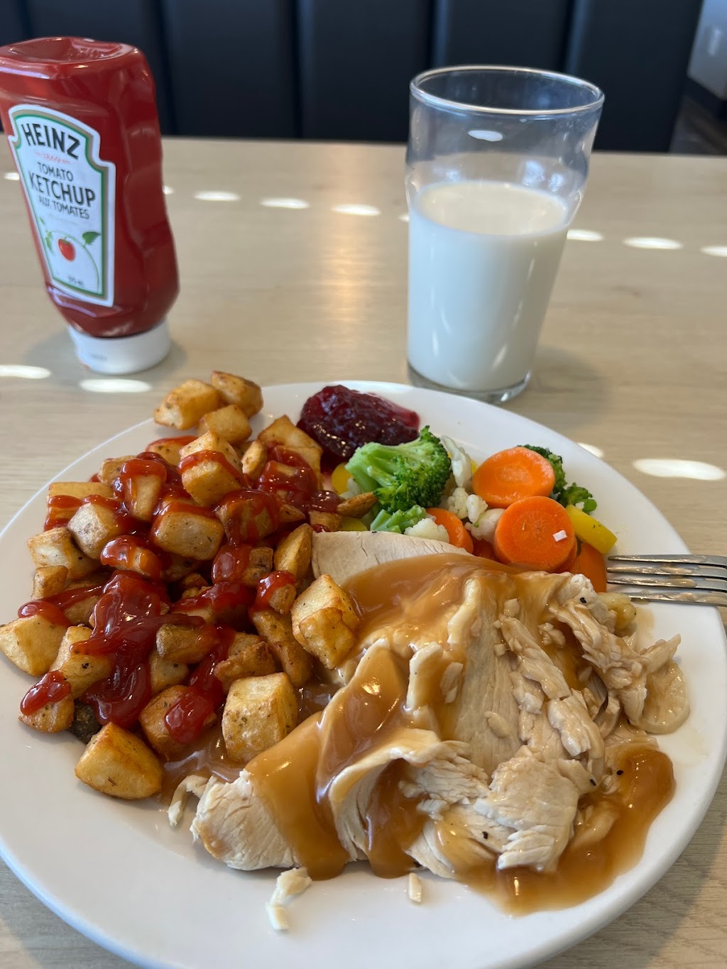 Smittys Family Restaurant and Lounge | 4513 52 Ave #18, Olds, AB T4H 1M8, Canada | Phone: (403) 507-2020