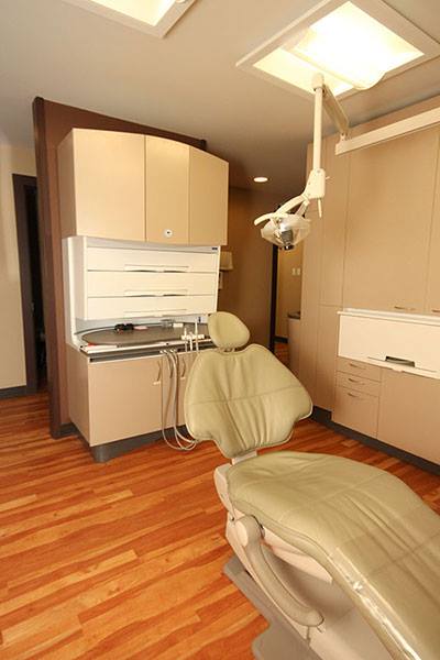Westphal Dental | 99 Main St, Dartmouth, NS B2X 1R4, Canada | Phone: (902) 434-1411