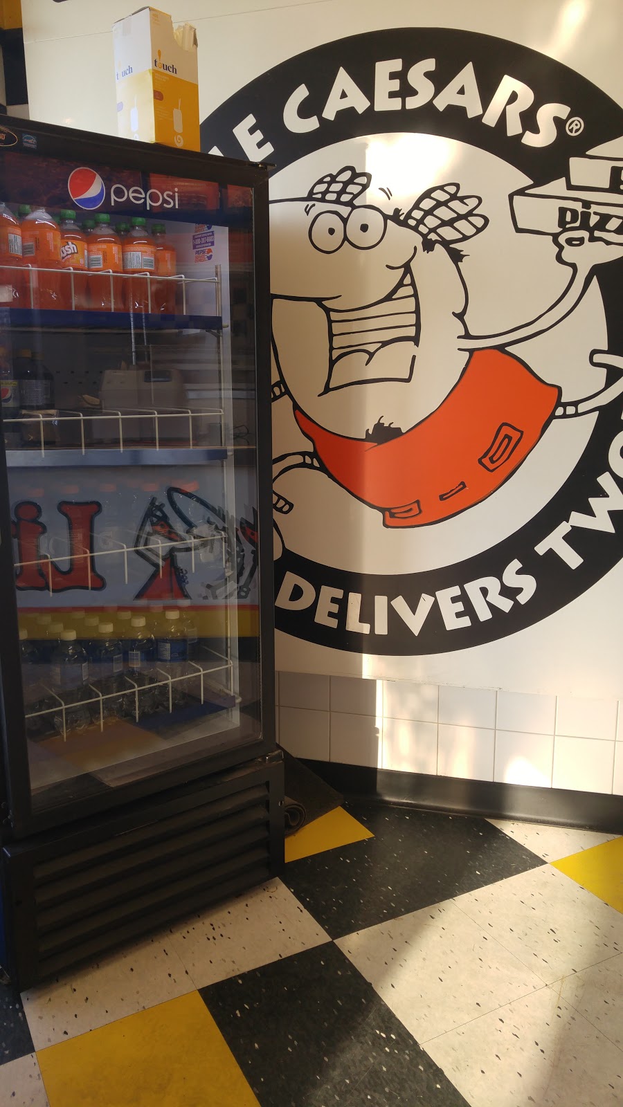 Little Caesars Pizza | 308 Wellington St, St Thomas, ON N5R 2S9, Canada | Phone: (519) 633-9830