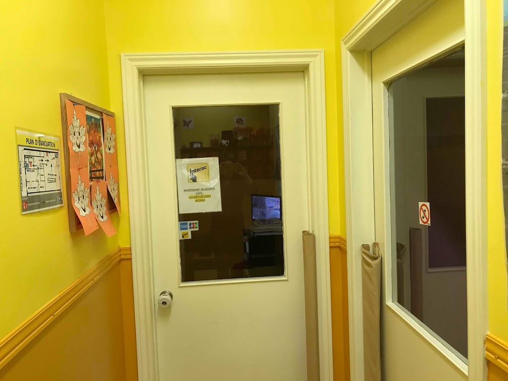 Nursery Educational Lacadémie Royale | 7055 Rue Jarry E, Anjou, QC H1J 1G3, Canada | Phone: (514) 353-4771