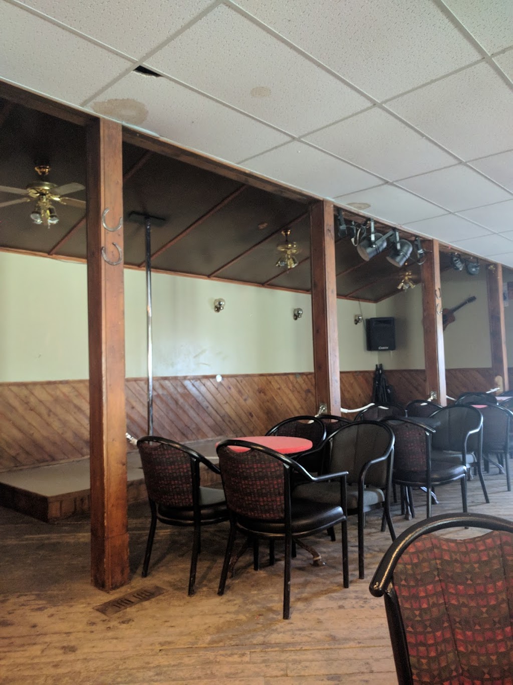 Doggone Saloon | 5002 50 St, Tomahawk, AB T0E 2H0, Canada | Phone: (780) 339-2348
