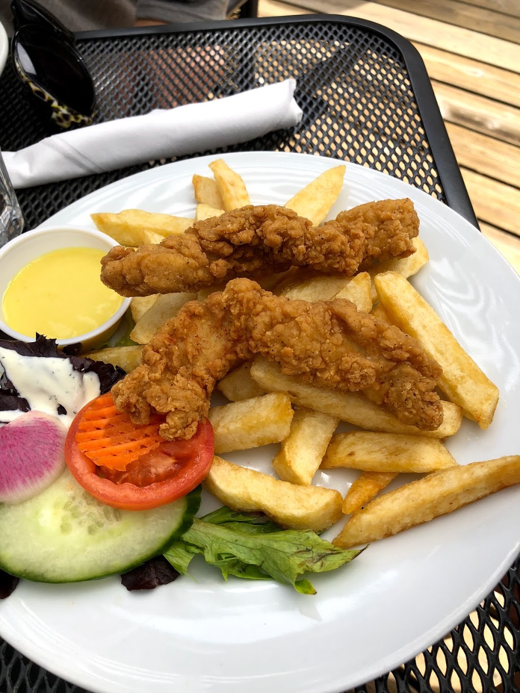 The Vine | 1765 Cowichan Bay Rd, Duncan, BC V9L 6N2, Canada | Phone: (250) 597-7373