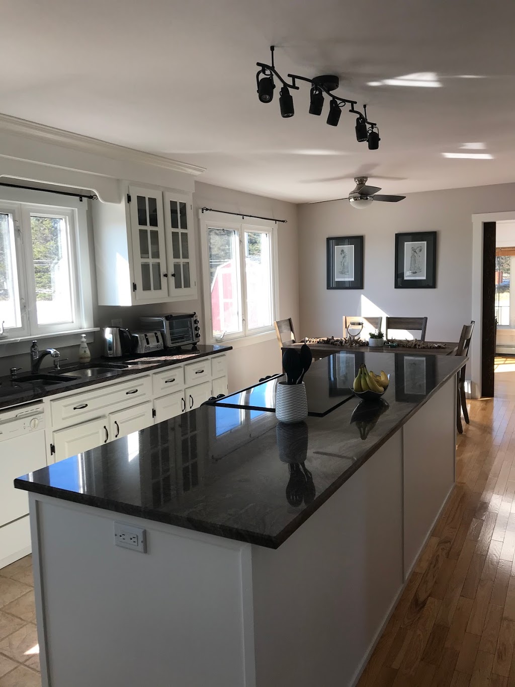 Waters Edge vacation rental home | 348 W Quaco Rd, West Quaco, NB E5R 1N3, Canada | Phone: (506) 647-1820