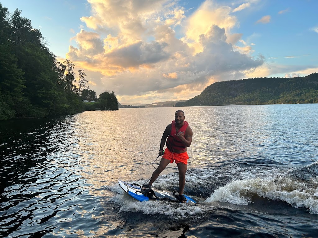Shaka Nautique | 2010 Chem. de Saint-Jean-des-Piles, Saint-Jean-des-Piles, QC G0X 2V0, Canada | Phone: (873) 378-3333