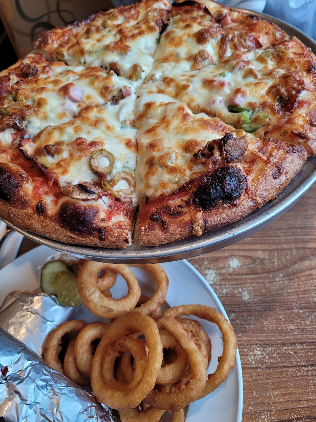 Eataria Unlimited | 73 Bridge St, Carleton Place, ON K7C 2V4, Canada | Phone: (613) 257-7595