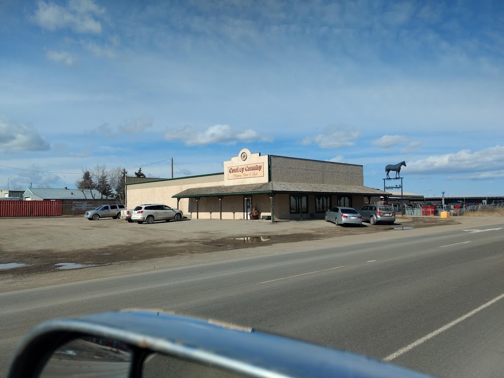 Cowboy Country Western Store | 1601 20 Ave, Nanton, AB T0L 1R0, Canada | Phone: (403) 646-3133
