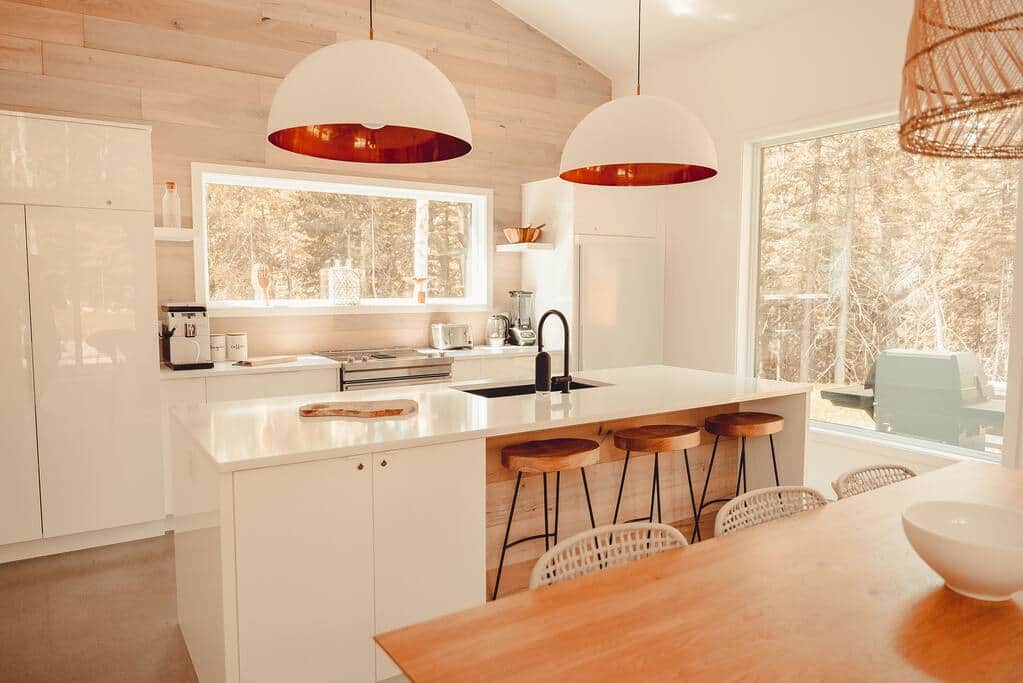 Le Zen House 3 | 471 Chem. de Blue Hills, Morin-Heights, QC J0R 1H0, Canada | Phone: (514) 826-1684
