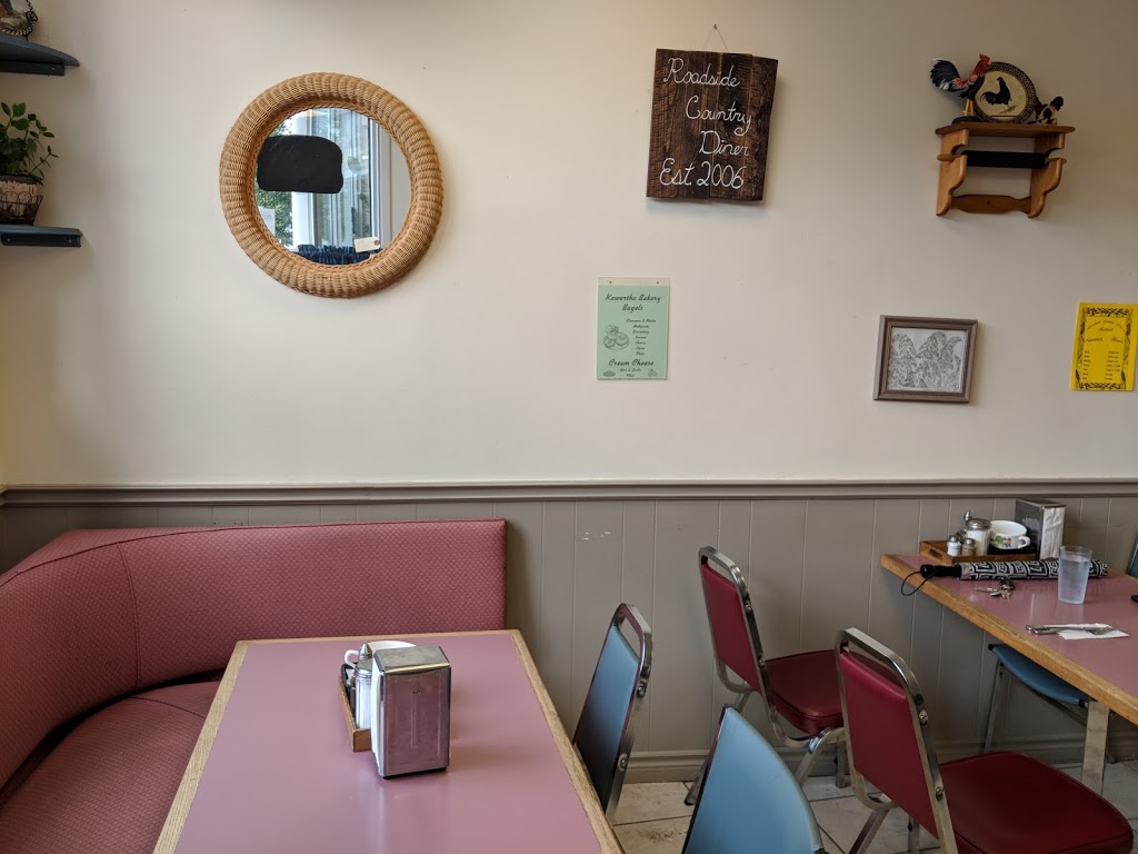 Roadside Country Diner | 85-89 River St, Sunderland, ON L0C 1H0, Canada | Phone: (705) 357-1413