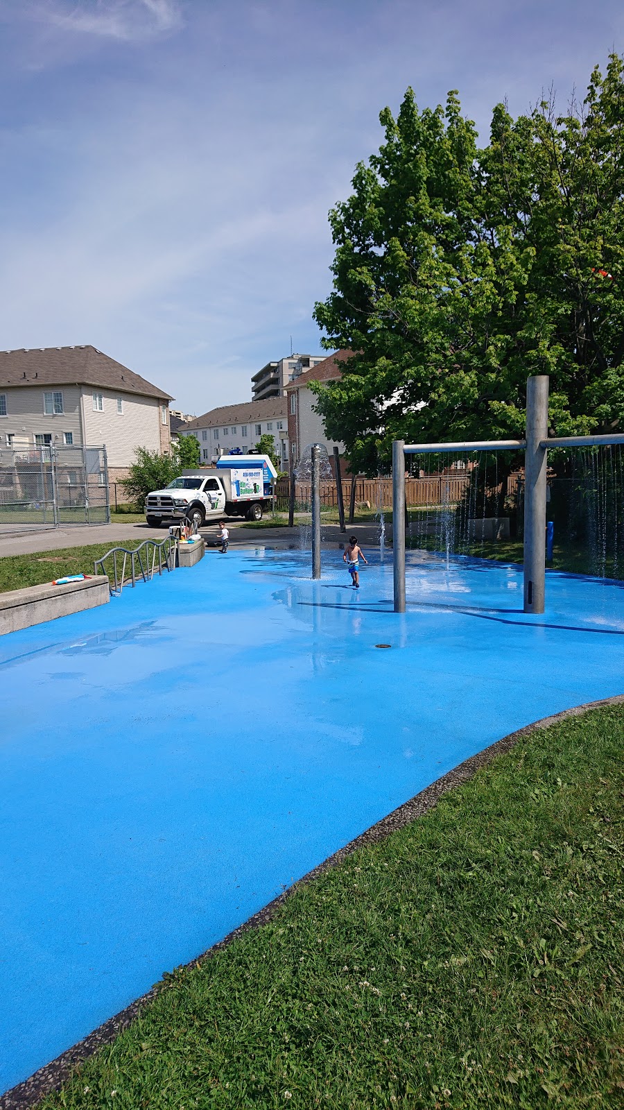 Sentinel Park | 295 Sentinel Rd, Toronto, ON M3J 0H4, Canada | Phone: (416) 338-4386