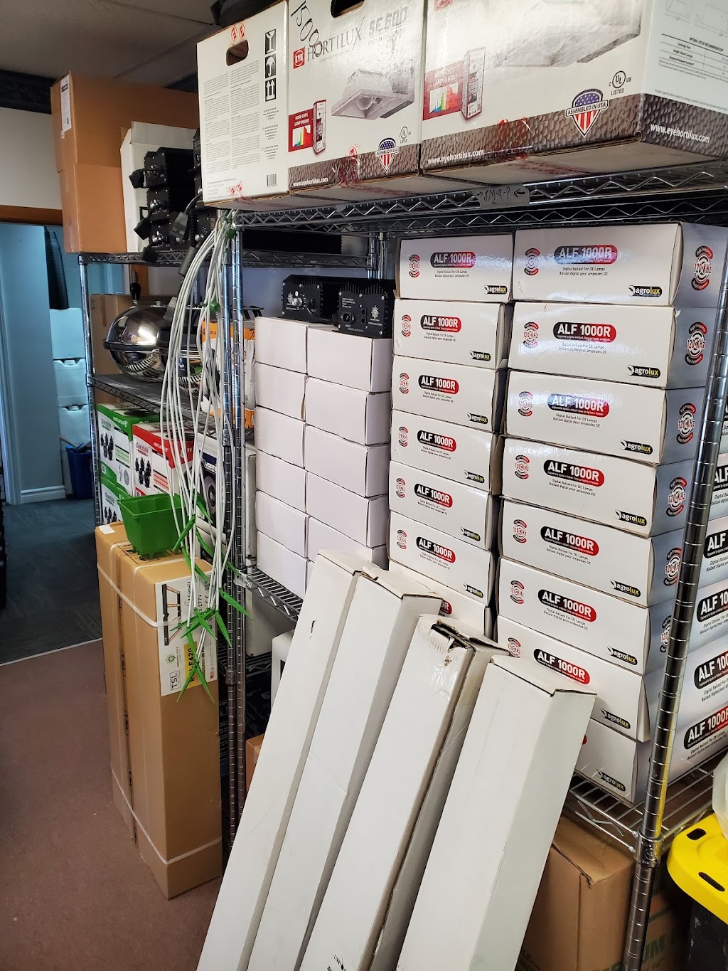 Trap House Hydroponics | 81 Elmsdale Rd, Elmsdale, NS B2S 1K7, Canada | Phone: (902) 410-4190