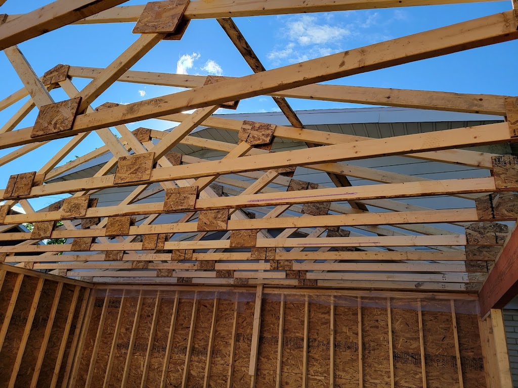 Deslongchamps Exteriors | 2431 Chem. de Fitch Bay, Fitch Bay, QC J1X 3W4, Canada | Phone: (819) 690-9636