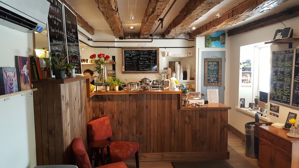 V•EDGE Smoothie café | 22 Metcalfe St, Elora, ON N0B 1S0, Canada | Phone: (226) 706-8360