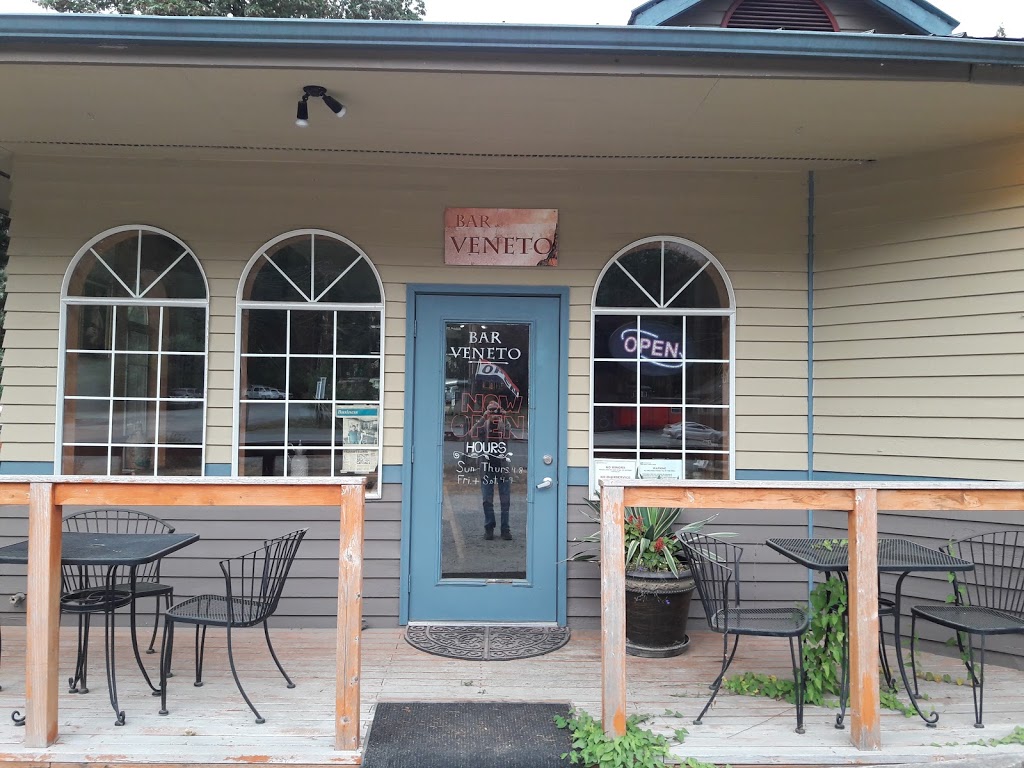 Milanos Restaurant & Bar Veneto | 9990 Mt Baker Hwy, Deming, WA 98244, USA | Phone: (360) 599-2863