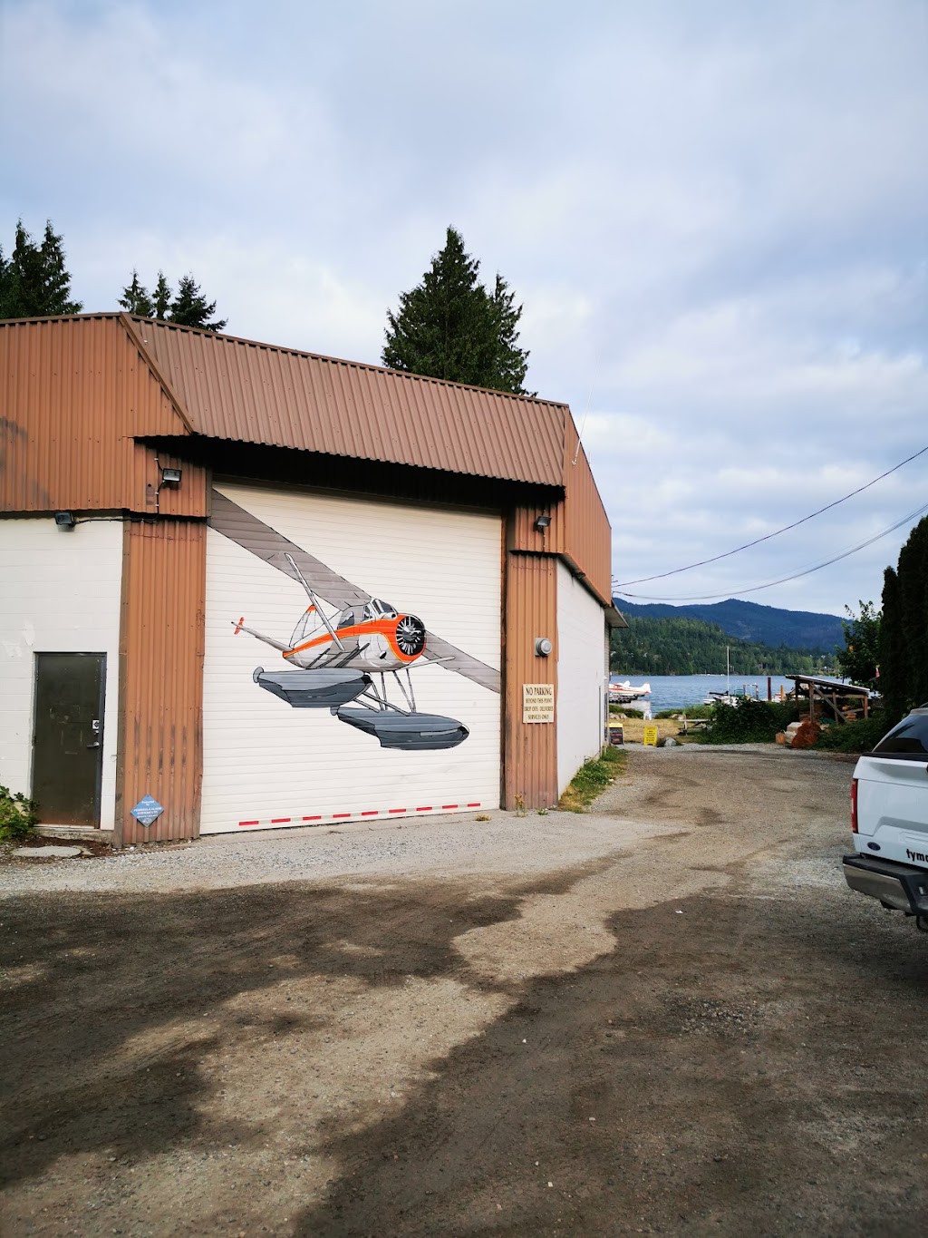 Sunshine Coast Air Sechelt Office | 5987 Sechelt Inlet Rd, Sechelt, BC V0N 3A3, Canada | Phone: (604) 740-8889