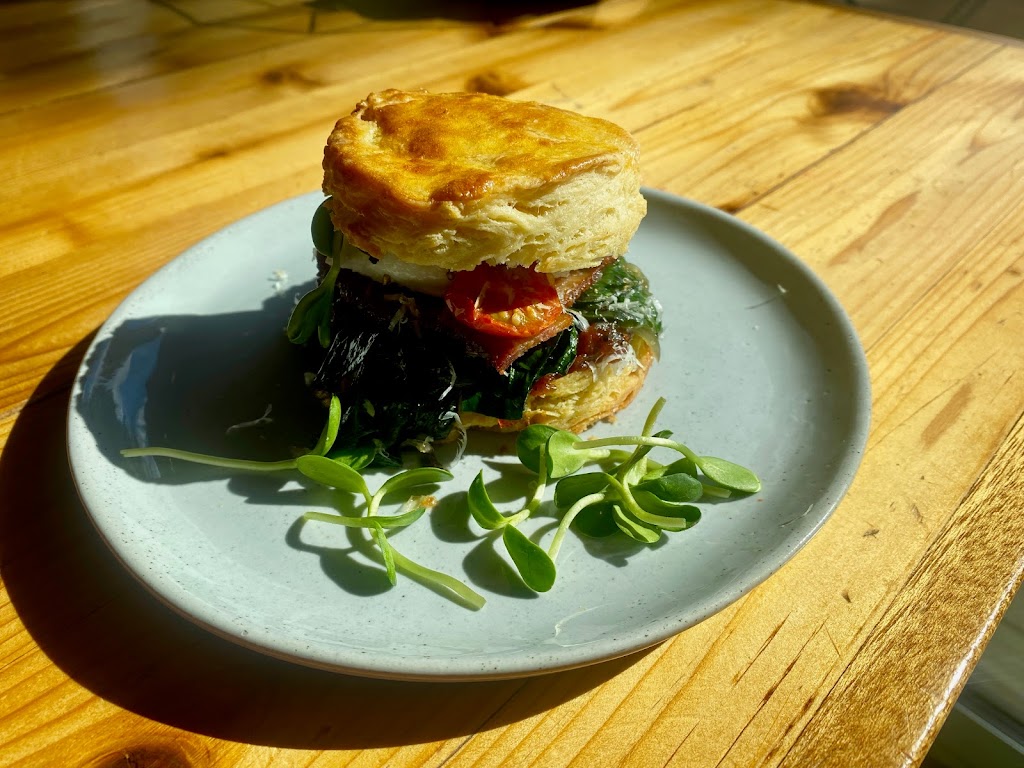 Coffee + Kitchen Restaurant | 4709 Canal Rd, Pender Island, BC V0N 2M1, Canada | Phone: (250) 629-3353