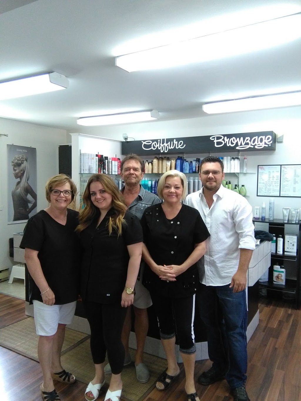 Salon Val-Ca | 1260 Boulevard Pie-XI N, Québec, QC G3J 1G5, Canada | Phone: (418) 842-0389