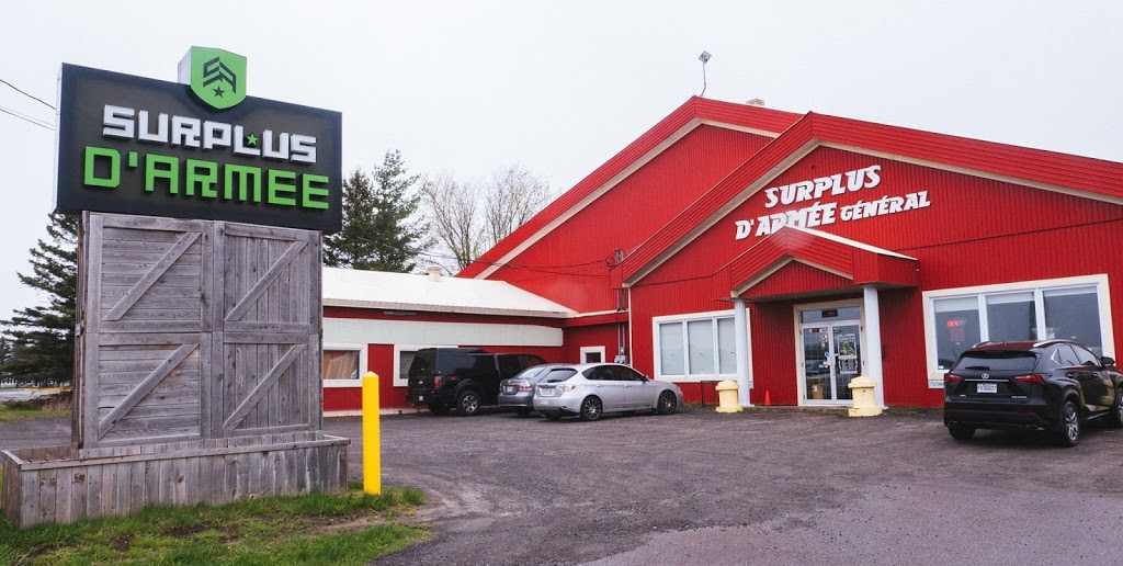 On the General Army Surplus | 2305 Boulevard Barrette, Lourdes-de-Joliette, QC J0K 1K0, Canada | Phone: (450) 752-0203