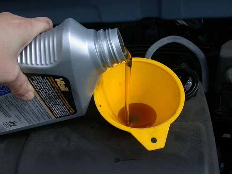 Oil Change | Lube | Car Service | 340 Garyray Dr, North York, ON M9L 1P5, Canada | Phone: (416) 742-4444