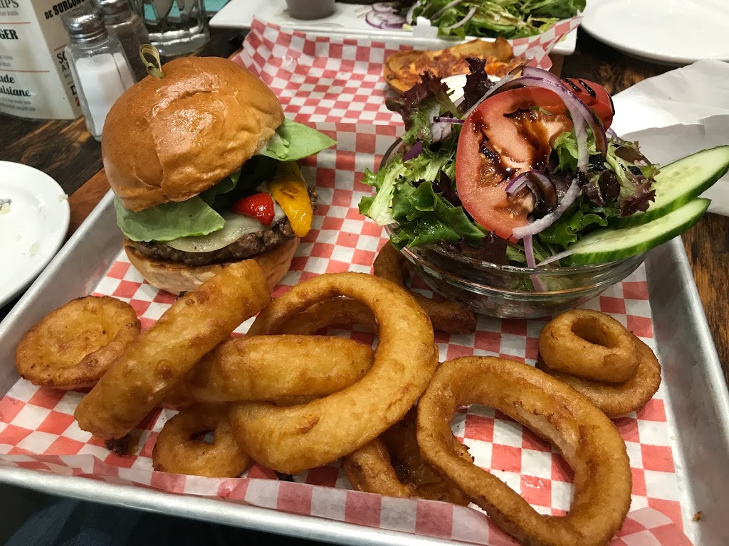 Rockstar Burger Bar | 130 Montée Masson, Mascouche, QC J7K 3B5, Canada | Phone: (450) 474-3575