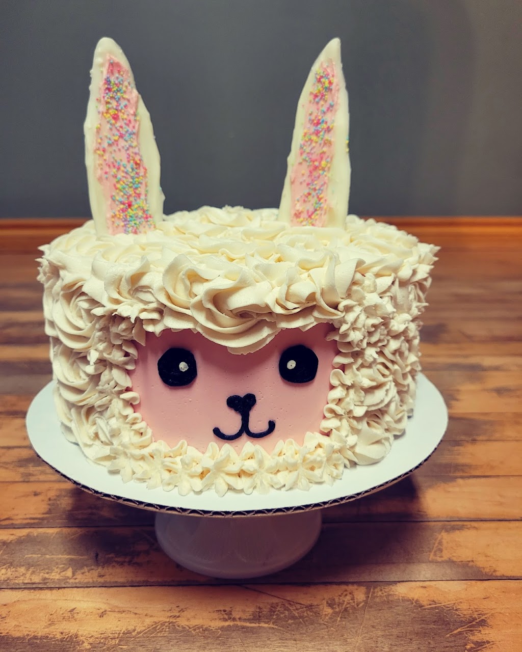 Carolines Cakes and Sweet Treats | 32281 Hwy 28, Bancroft, ON K0L 1C0, Canada | Phone: (613) 849-8696