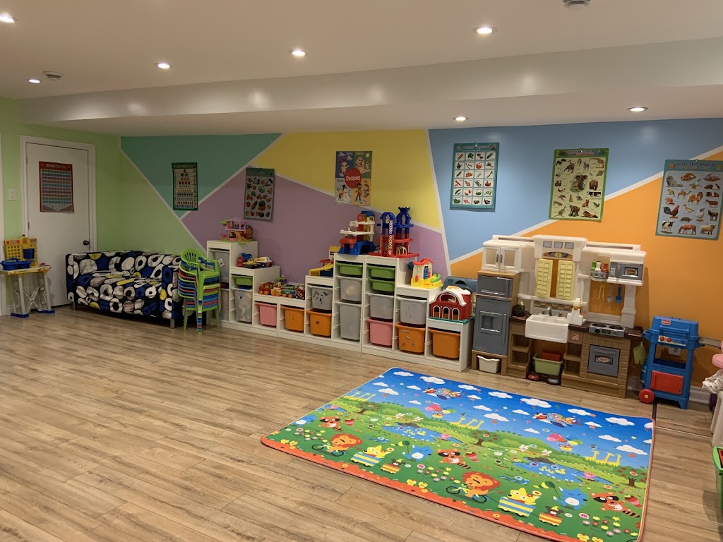Garderie Malysh | 5654 Wolseley Ave, Côte Saint-Luc, QC H4W 2L3, Canada | Phone: (514) 892-6665