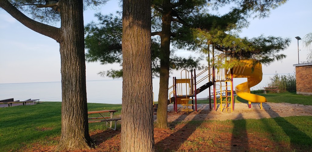 The Lakeshore Cottages | 7975 Lakeshore Rd, Fort Gratiot Twp, MI 48059, USA | Phone: (810) 334-6711