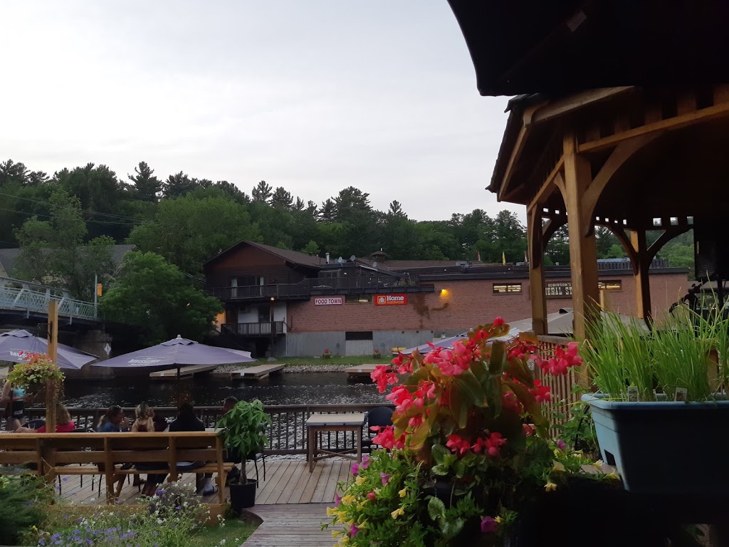 Trading Bay Dining Company | 1089 Main St, Dorset, ON P0A 1E0, Canada | Phone: (705) 766-9777
