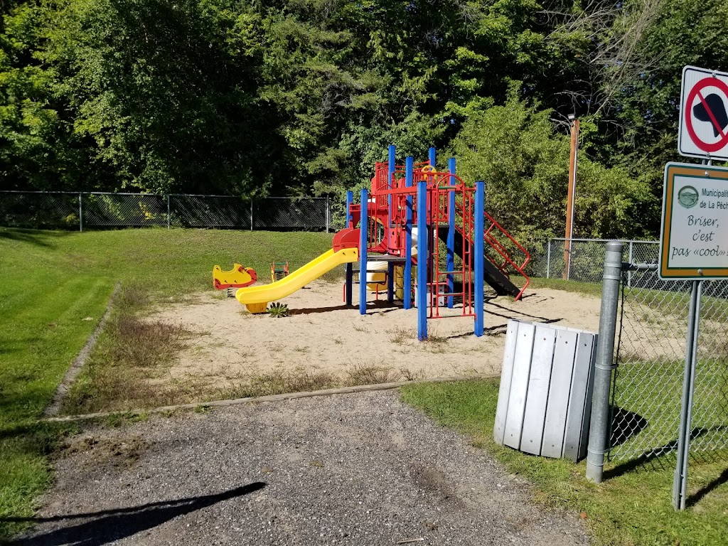 Rupert Community Centre | 24 Chem. Shouldice, Les Collines-de-lOutaouais, QC J0X 1A0, Canada | Phone: (819) 459-2461