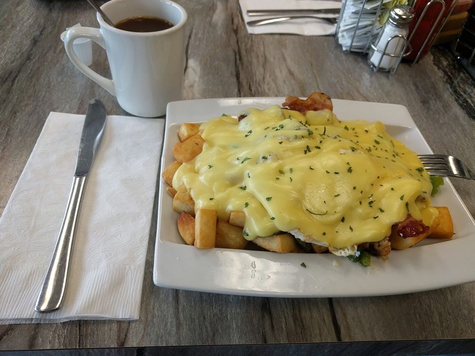 La Riva Grill | 9417 Rue Main, Richibucto, Saint-Charles, NB E4W 4B7, Canada | Phone: (506) 523-7482