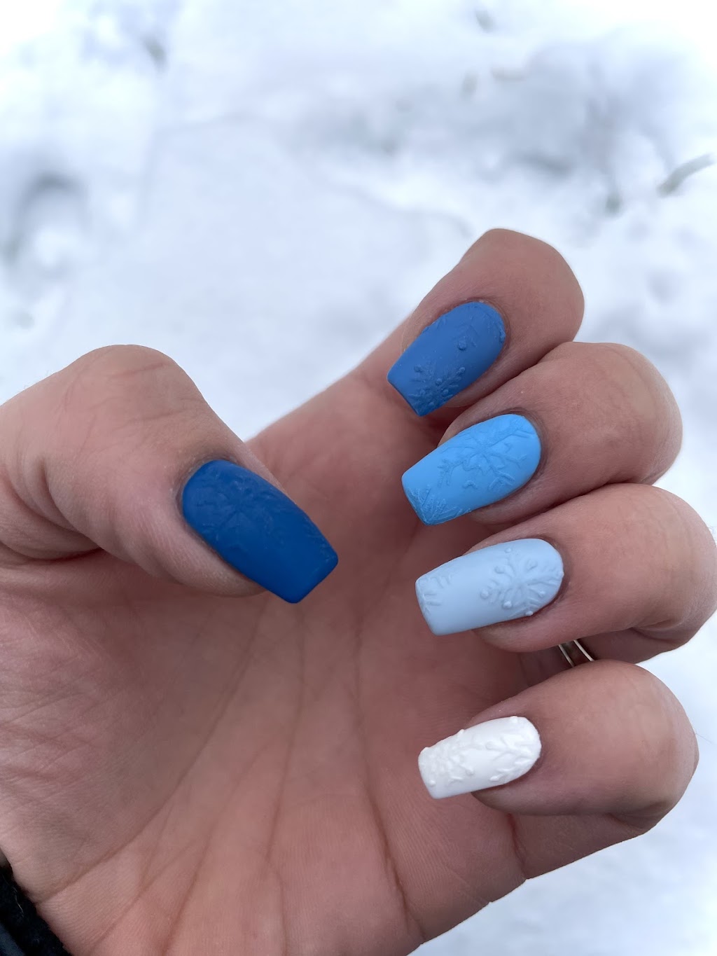 Beauty by Britney | 10 Lucas Cres, Lindsay, ON K9V 0C5, Canada | Phone: (705) 344-6355