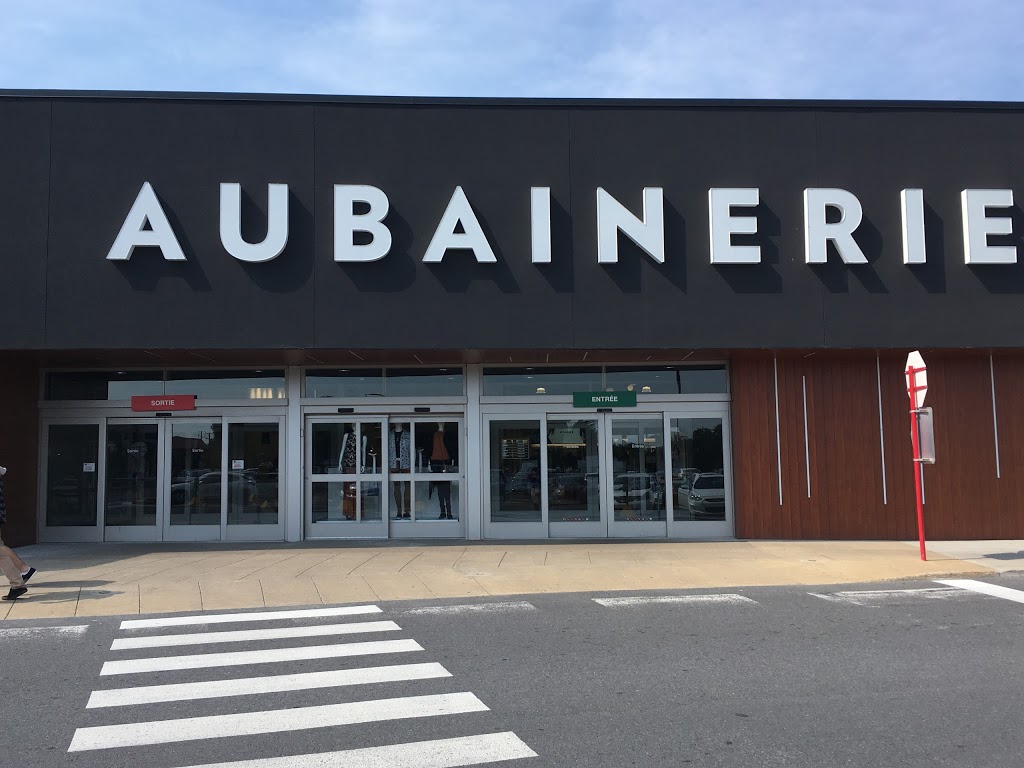 Aubainerie | Carrefour Richelieu, 600 Rue Pierre-Caisse, Saint-Jean-sur-Richelieu, QC J3A 1M1, Canada | Phone: (450) 348-1001