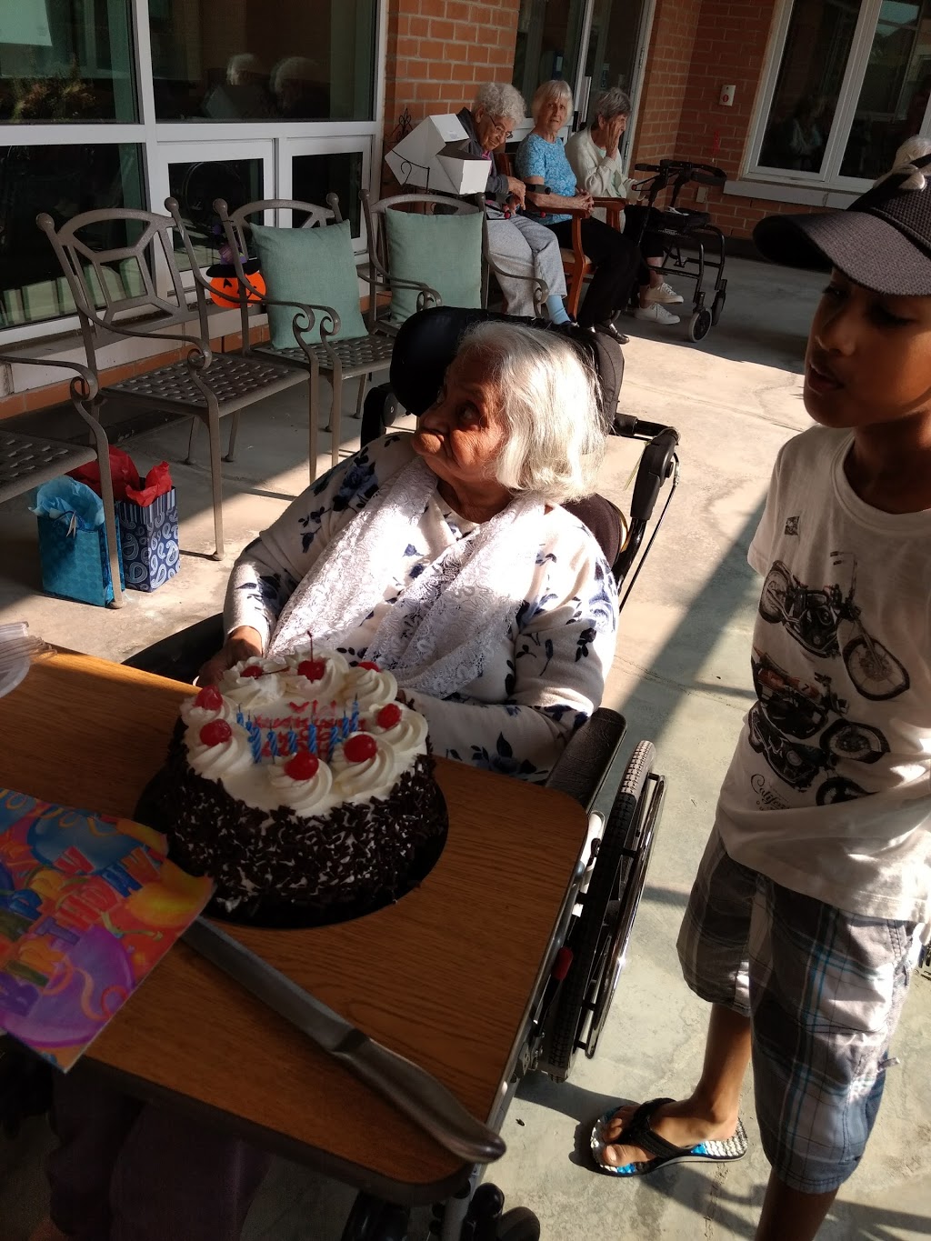 Chartwell Woodhaven Long Term Care Residence | 380 Church St, Markham, ON L6B 1E1, Canada | Phone: (905) 472-3320