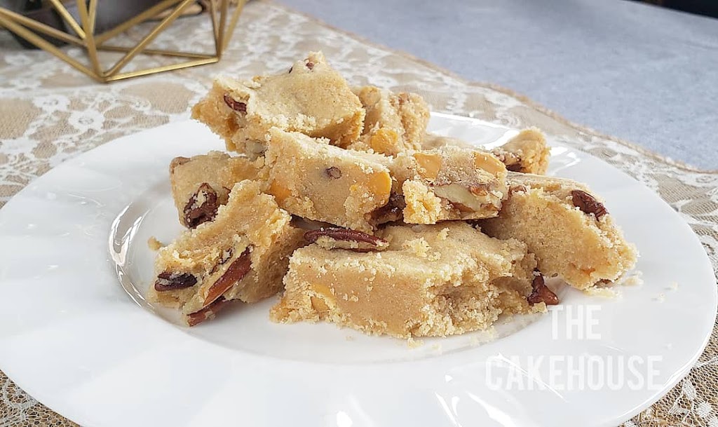 The CakeHouse | 21 Auburn Ct, Welland, ON L3B 0A5, Canada | Phone: (289) 820-6326