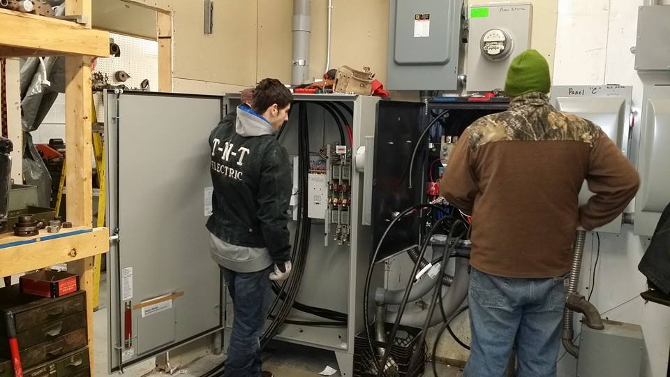 T-N-T Electric | 2206 Farrand St, Port Huron, MI 48060, USA | Phone: (810) 985-9885