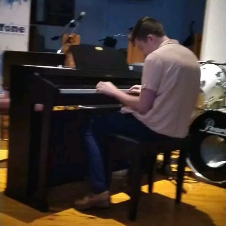 Alec Live Piano | 355 Jay Crescent, Orangeville, ON L9W 4Y7, Canada | Phone: (519) 278-1085