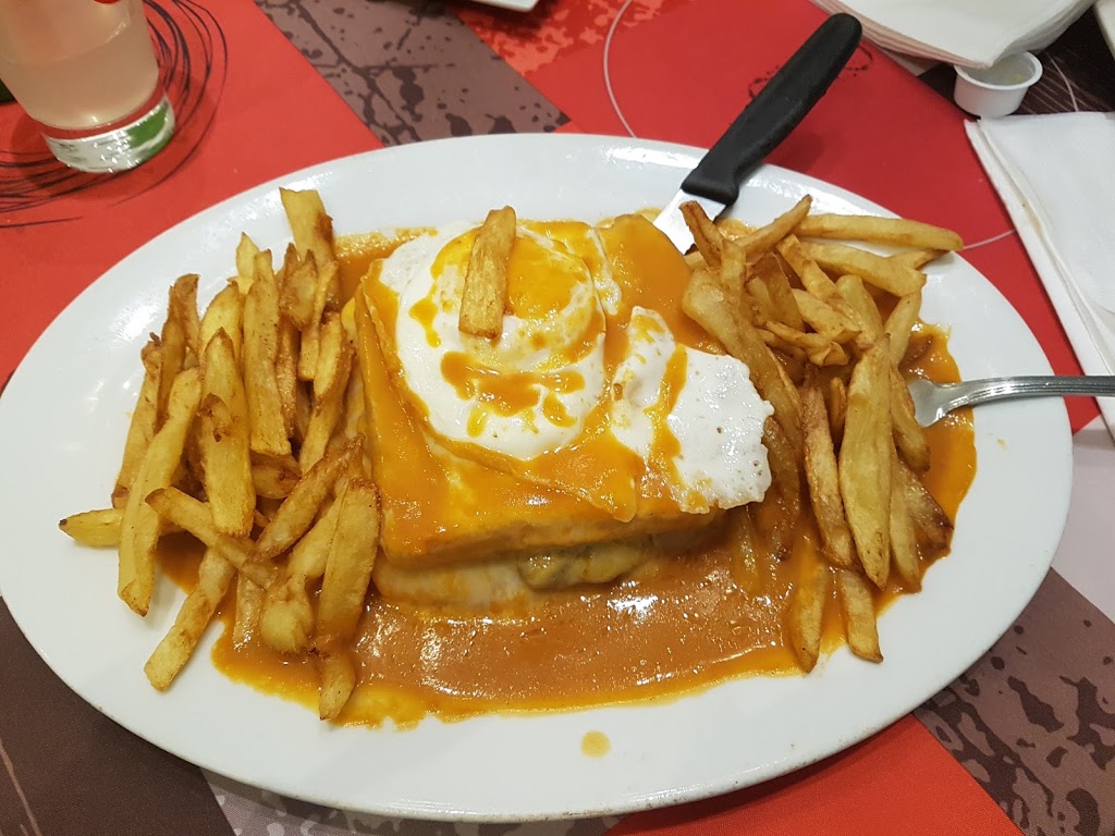 Kapital Restaurant and Grill | 1500 St Clair Ave W, Toronto, ON M6E 1C7, Canada | Phone: (416) 657-4000