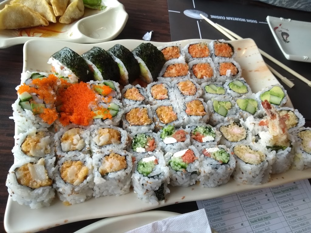 Sushi Mountain | 1540 Dundas St E, Whitby, ON L1N 2K7, Canada | Phone: (905) 665-6638