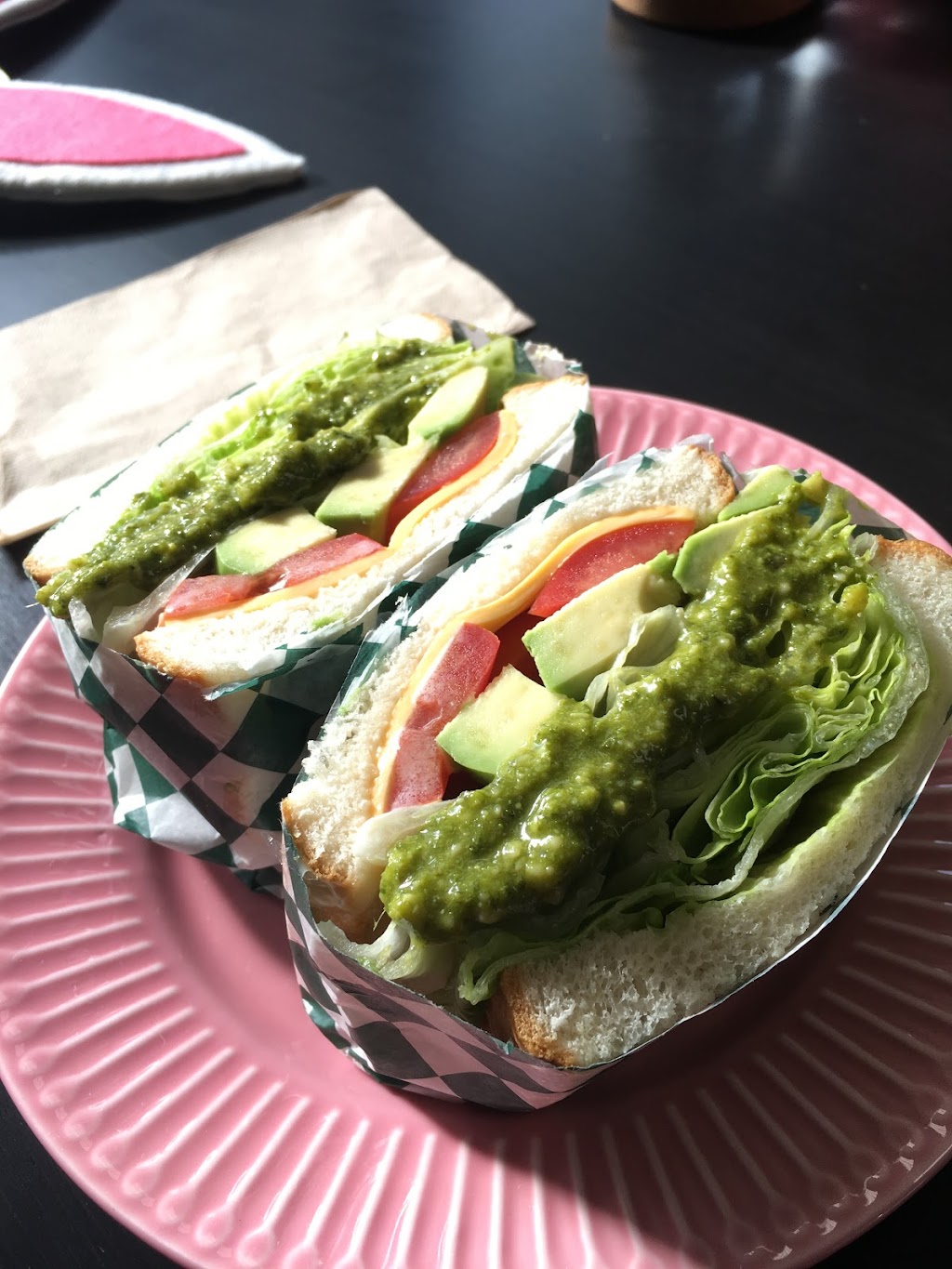 Aida’s cafe | 8 Bridge St, Sackville, NB E4L 3N5, Canada | Phone: (506) 536-2078