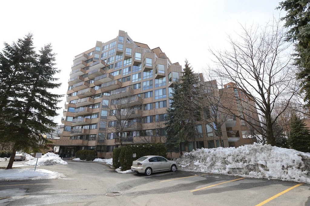 Jacques Ouanounou | 2089 Boulevard Marcel-Laurin #150, Saint-Laurent, QC H4R 1K4, Canada | Phone: (514) 574-3406