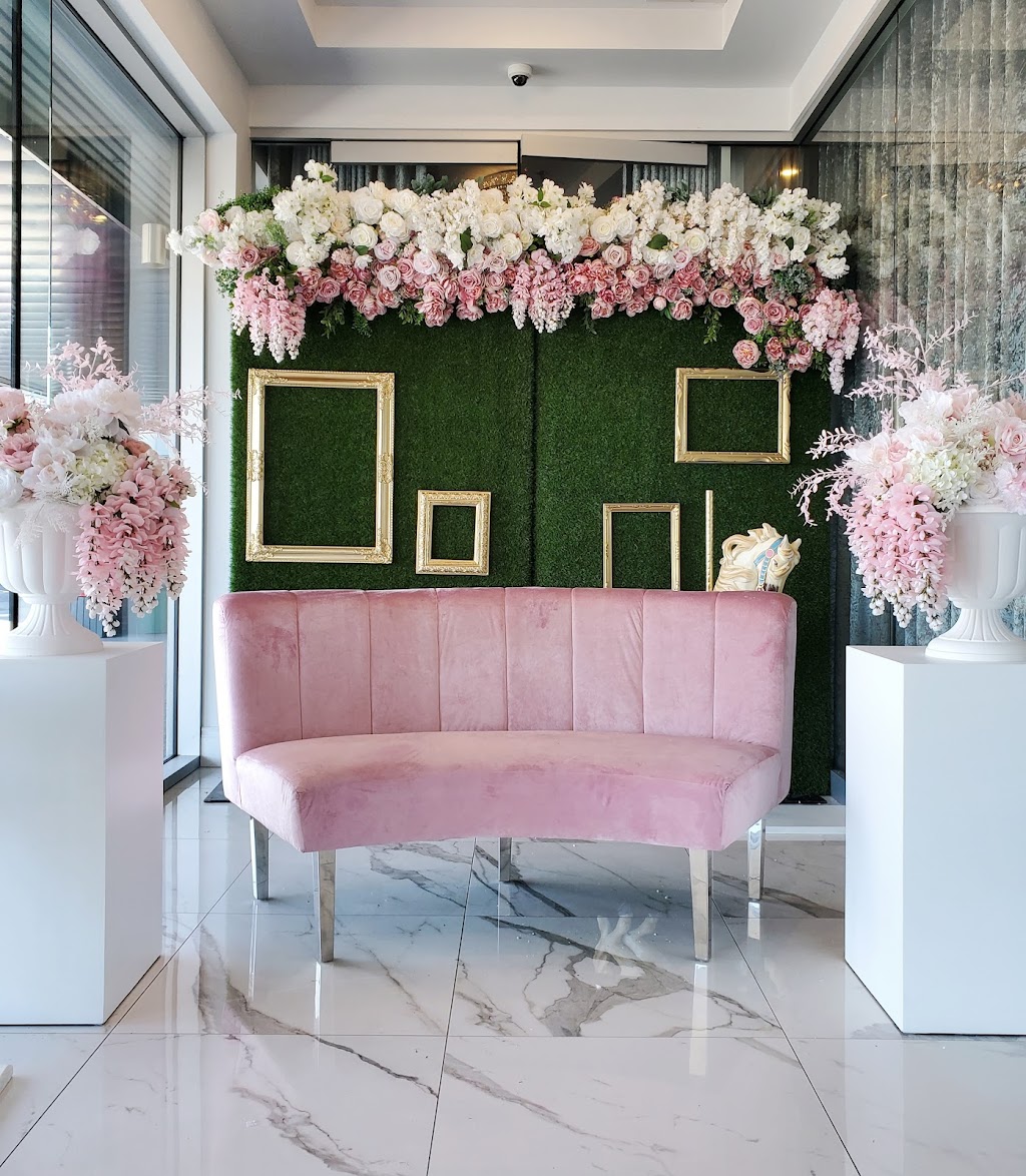 D Events Flowers Balloons | 508 Rue Lajeunesse, Laval, QC H7X 1R4, Canada | Phone: (514) 994-9677